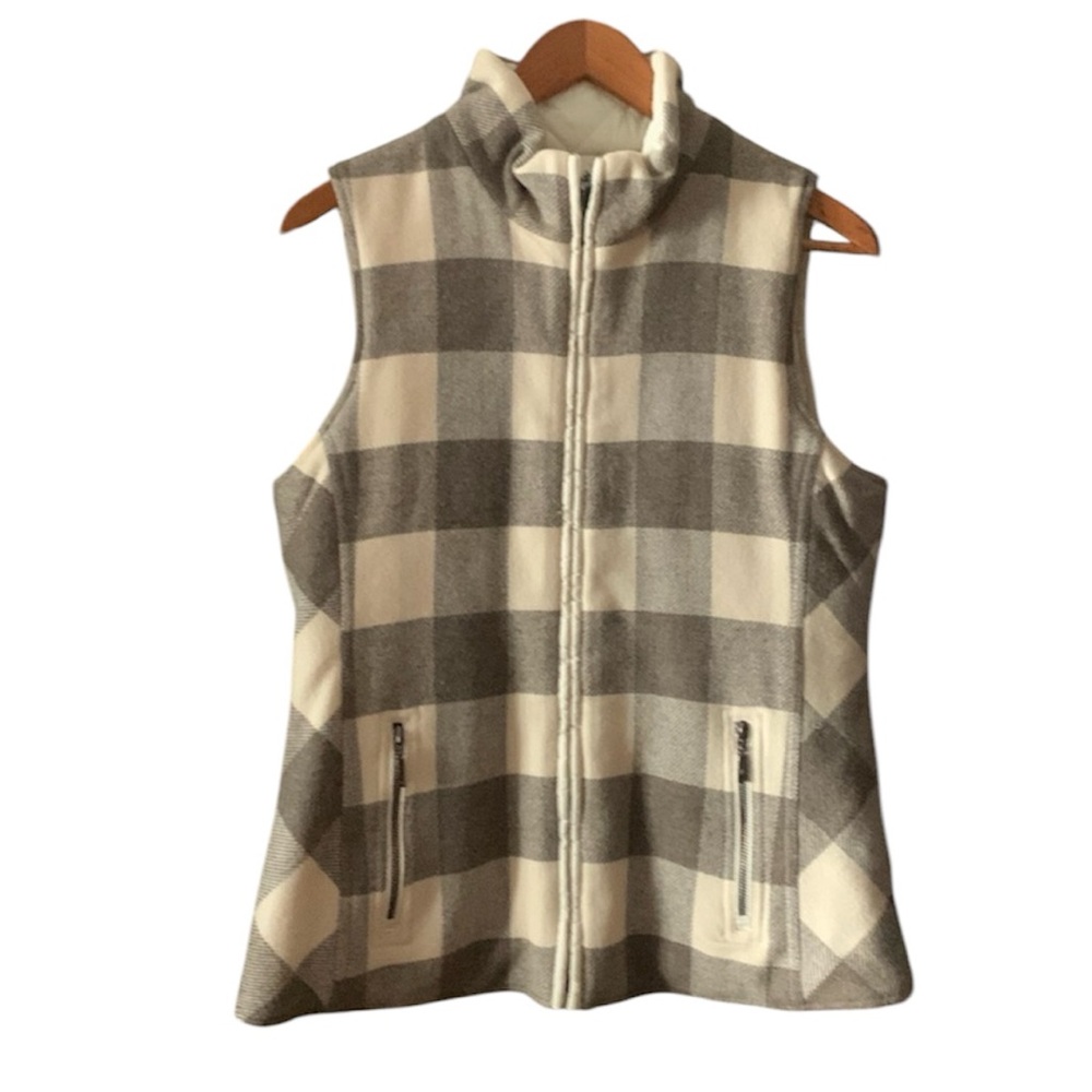 Pendleton Women’s Medium Reversible Puffer Vest. … - image 1